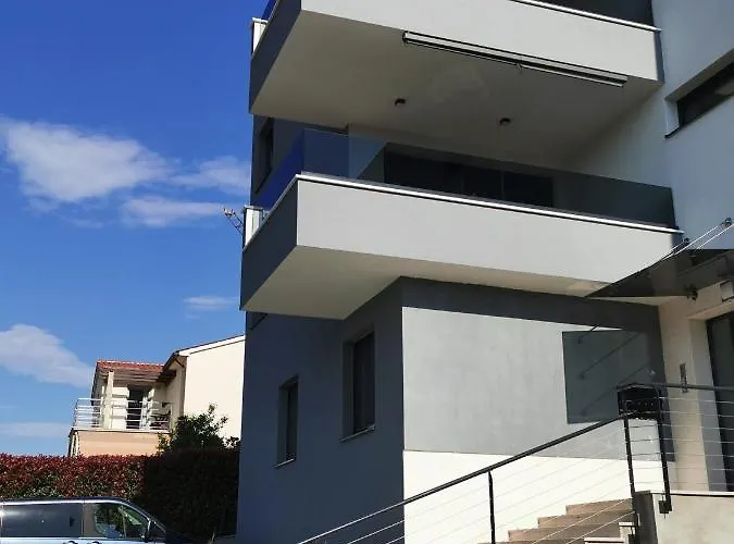 Lejlighed Volme Pool